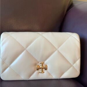 Brand new Tory Burch Kira Cream Quilted Leather Wallet on Chain
